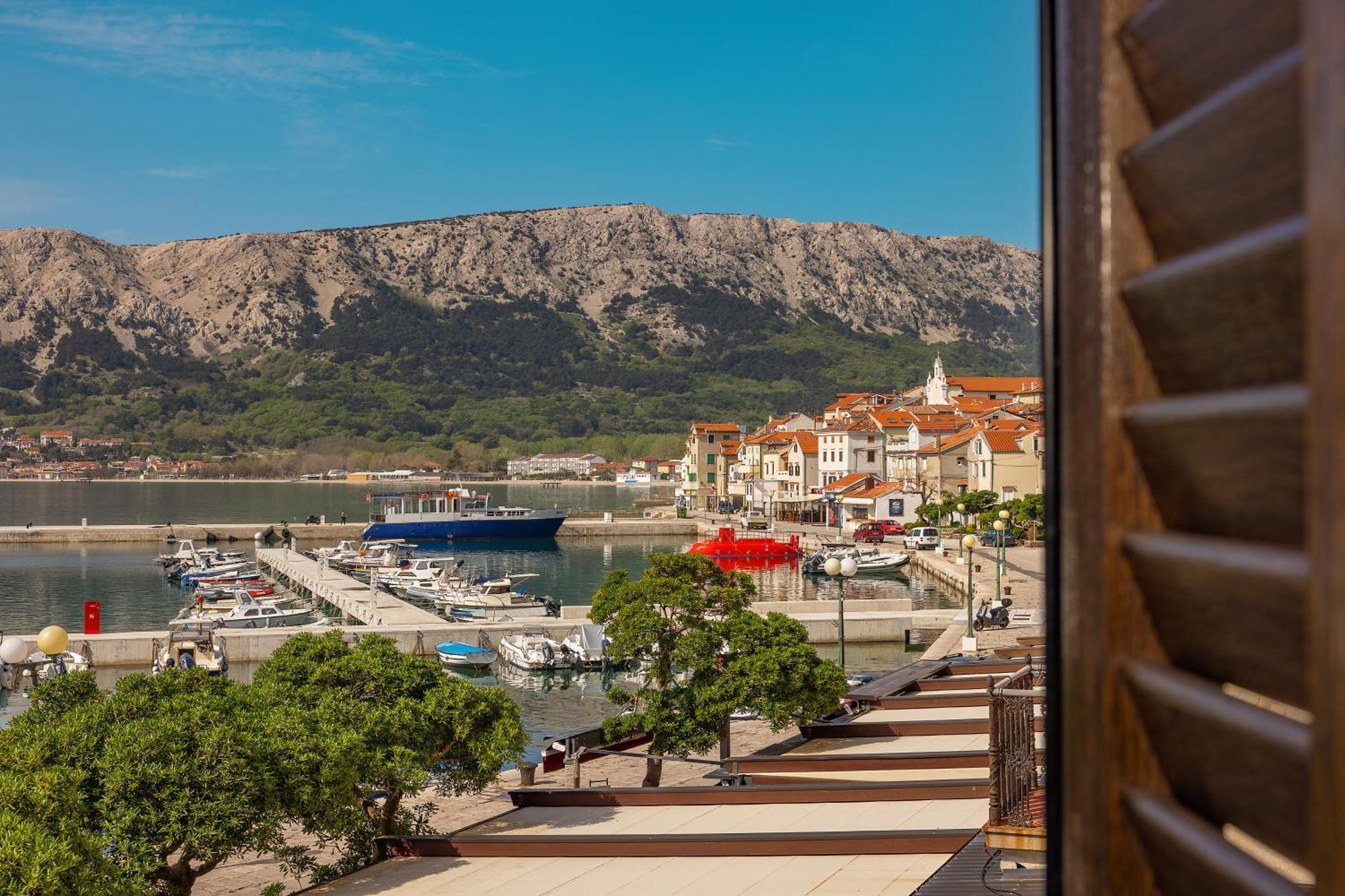 Apartments Ivo With Sea View Baška Extérieur photo